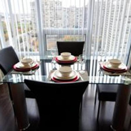Urban Furnished Suites - Mississauga Dış mekan fotoğraf