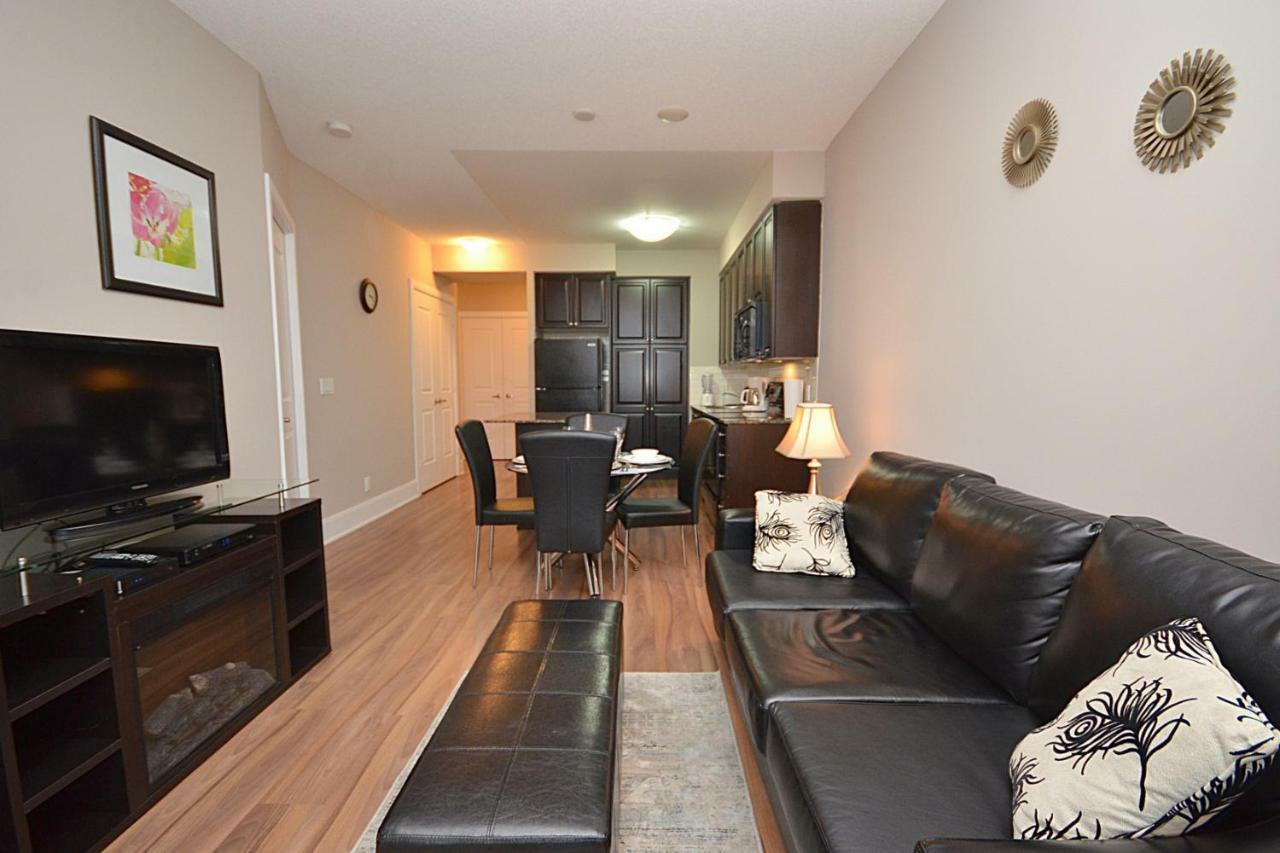 Urban Furnished Suites - Mississauga Dış mekan fotoğraf