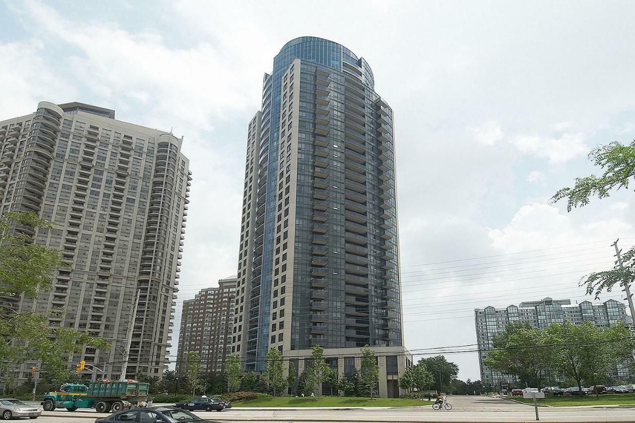 Urban Furnished Suites - Mississauga Dış mekan fotoğraf