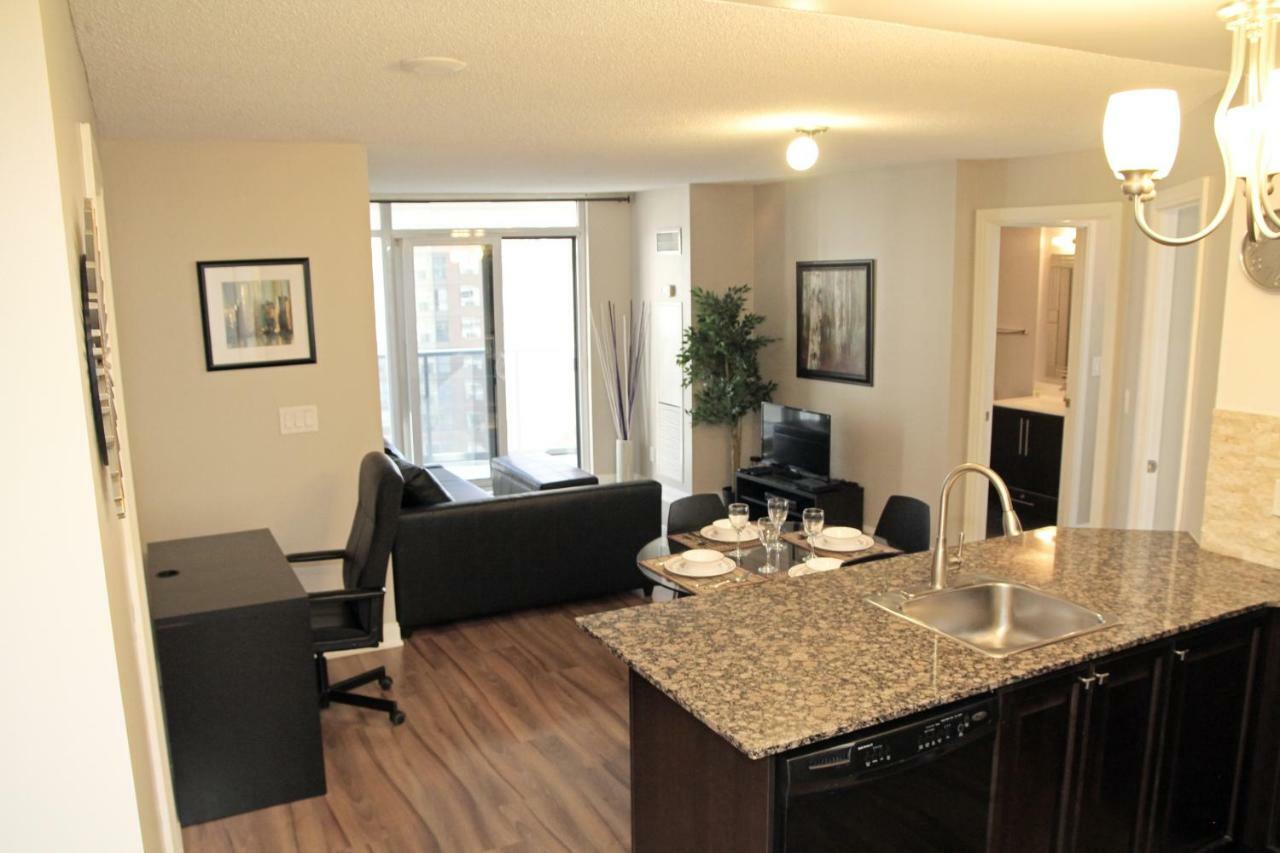 Urban Furnished Suites - Mississauga Dış mekan fotoğraf