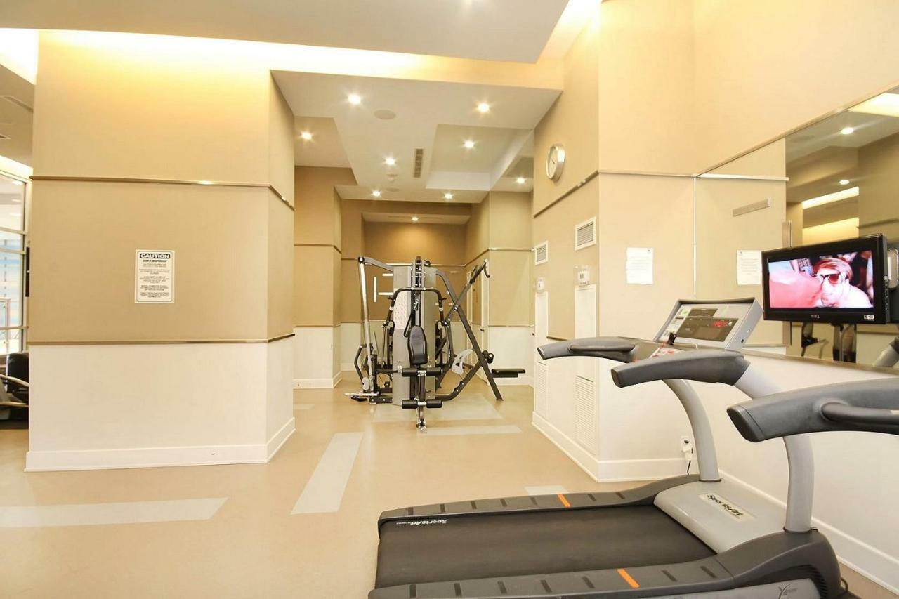 Urban Furnished Suites - Mississauga Dış mekan fotoğraf